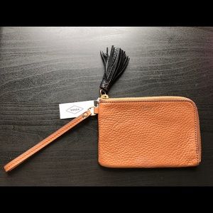 Fossil wristlet